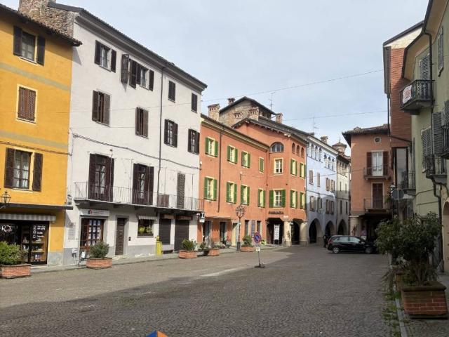 Appartamento in affitto a Dogliani piazza Carlo Alberto, 8, arredato, riscaldamento autonomo, ristrutturato TrovaCasa