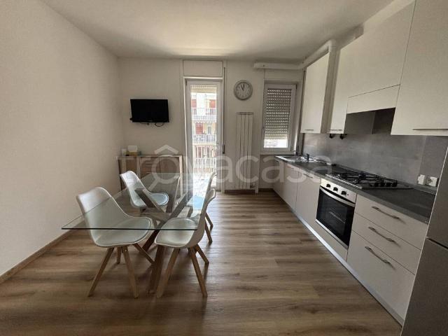 Appartamento in affitto a Domodossola via IV Novembre, 5, arredato, terrazzo, riscaldamento autonomo TrovaCasa
