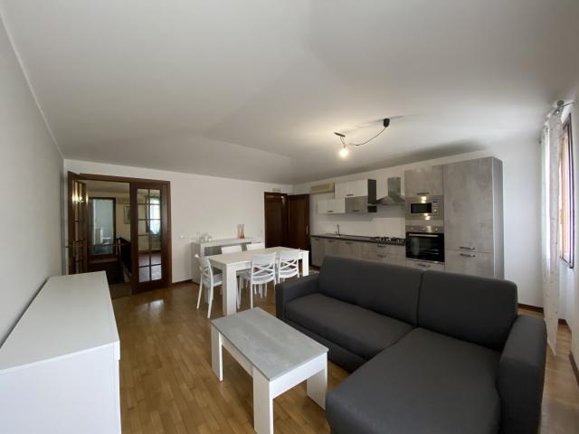 Appartamento in affitto a Este