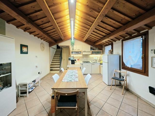 Appartamento in affitto a Este