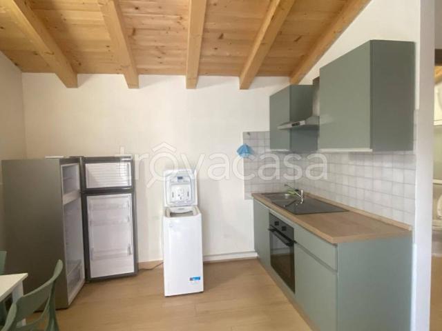 Appartamento in affitto a Fara in Sabina via Giacomo Matteotti, arredato TrovaCasa