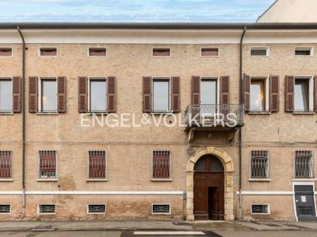 Appartamento in affitto a Ferrara