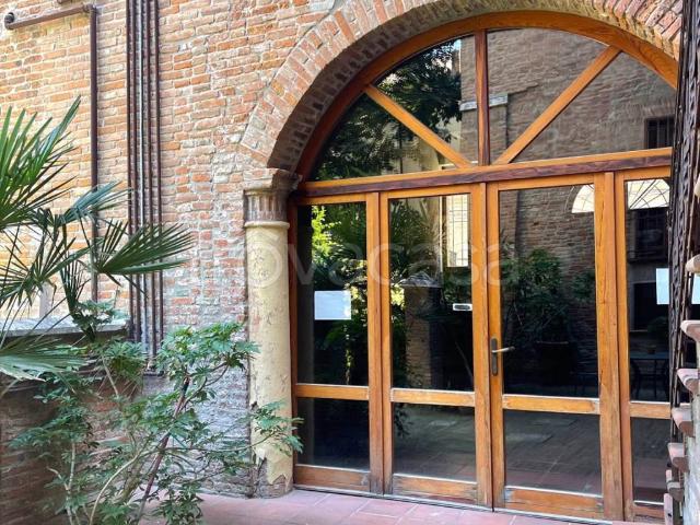 Appartamento in affitto a Ferrara, arredato, centrale, cantina TrovaCasa