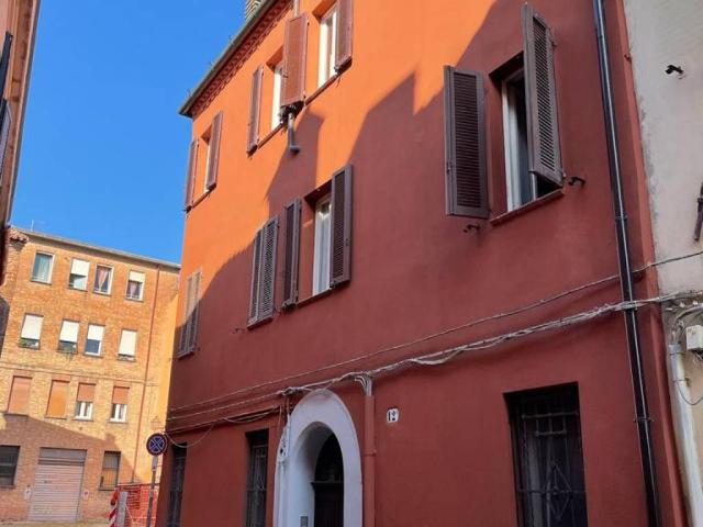 Appartamento in affitto a Ferrara FE