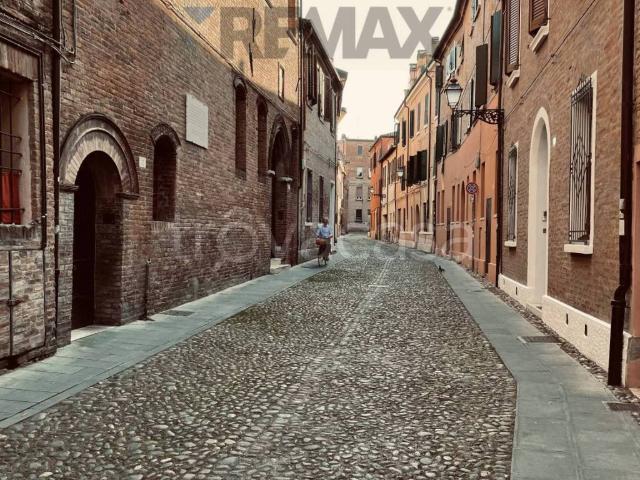 Appartamento in affitto a Ferrara, ristrutturato, centrale, luminoso TrovaCasa