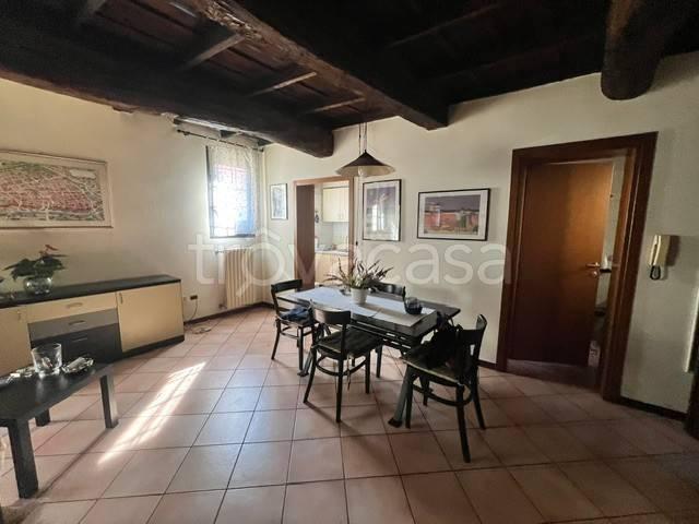 Appartamento in affitto a Ferrara via Otello Putinati, arredato, angolo cottura, bagno finestrato TrovaCasa