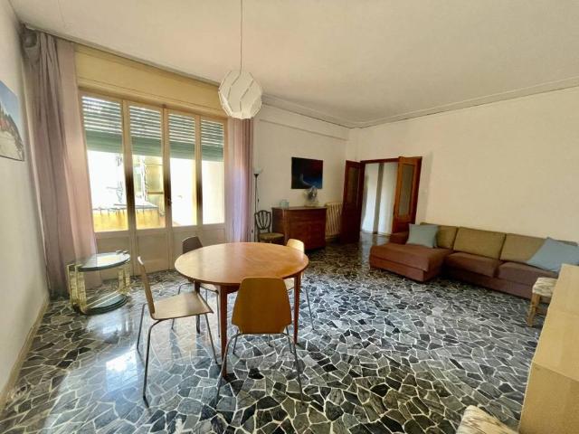Appartamento in affitto a Ferrara via Ortigara, non arredato/vuoto, box, ascensore TrovaCasa