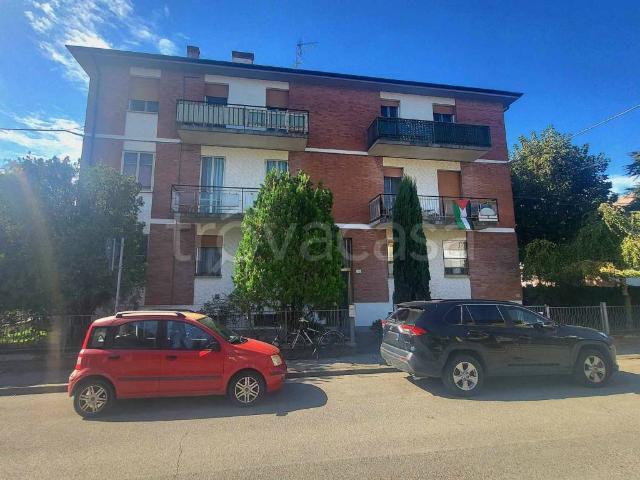 Appartamento in affitto a Ferrara via Anna Frank, 26, arredato, aria condizionata, cantina TrovaCasa