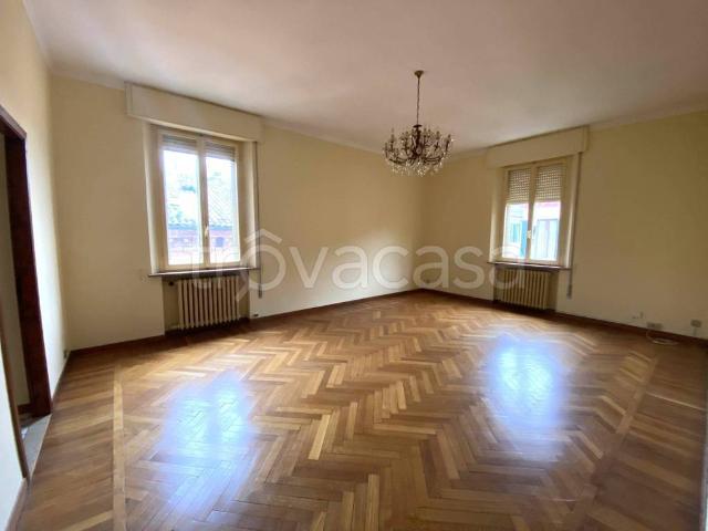 Appartamento in affitto a Ferrara via Bellaria, non arredato/vuoto, ultimo piano, giardino condominiale TrovaCasa
