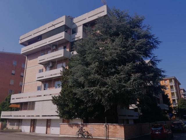 Appartamento in affitto a Ferrara, Via Bologna