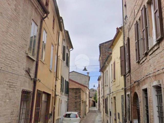 Appartamento in affitto a Ferrara via Croce Bianca, 25, arredato, centrale, angolo cottura TrovaCasa
