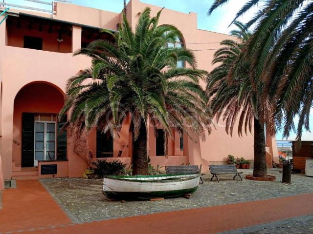 Appartamento in affitto a Finale Ligure piazza dei Pescatori, 6, arredato, terrazzo TrovaCasa