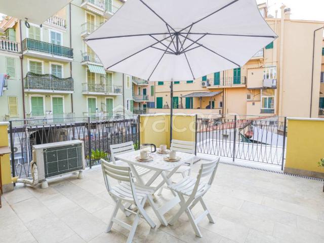 Appartamento in affitto a Finale Ligure piazza Fedi, 1, arredato, terrazzo, riscaldamento autonomo TrovaCasa