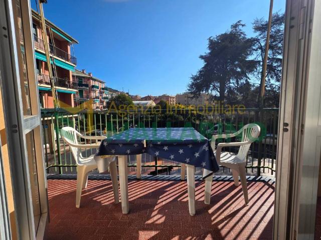 Appartamento in affitto a Finale Ligure piazza Giuseppe Verdi, arredato, terrazzo, ascensore TrovaCasa