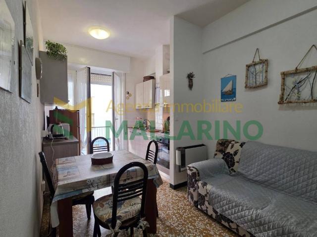 Appartamento in affitto a Finale Ligure via Veneto, arredato, ascensore, balcone TrovaCasa