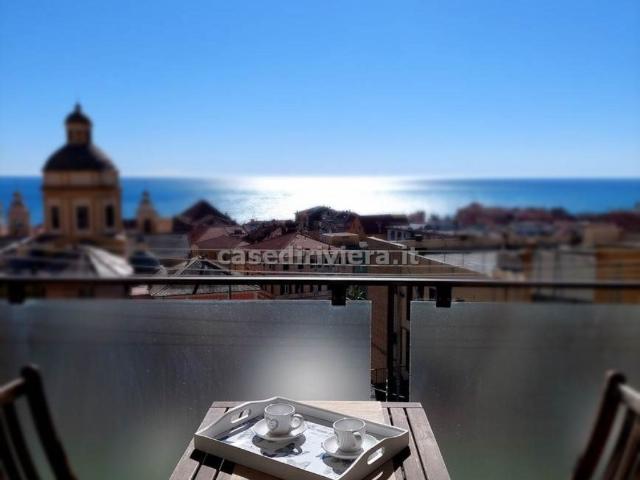 Appartamento in affitto a Finale Ligure, vista mare, ascensore, ristrutturato TrovaCasa