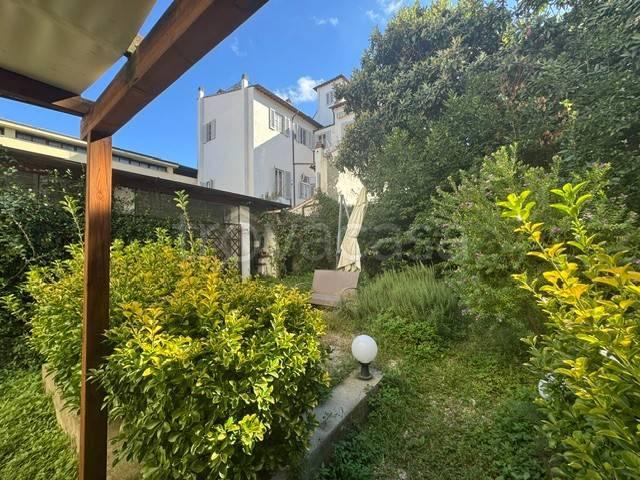 Appartamento in affitto a Firenze, arredato, giardino privato, riscaldamento autonomo TrovaCasa