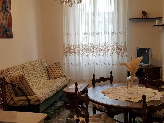 Appartamento in affitto a Firenze borgo Ognissanti, arredato, ascensore, doppia esposizione TrovaCasa