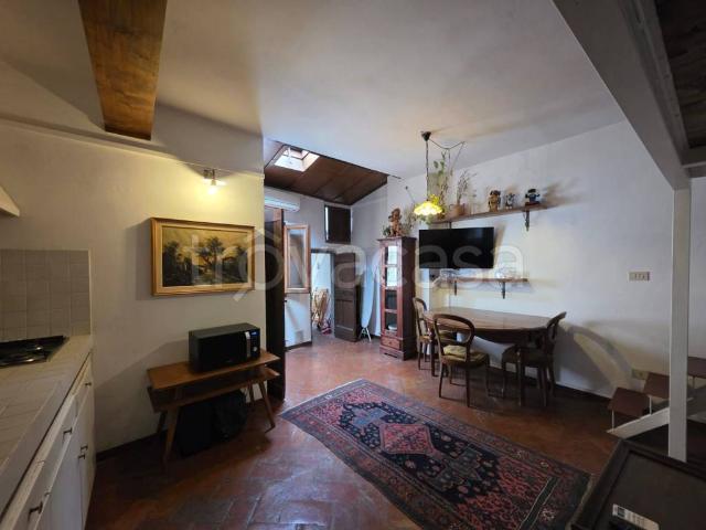 Appartamento in affitto a Firenze borgo Tegolaio, centrale, soppalco, cucina a vista TrovaCasa