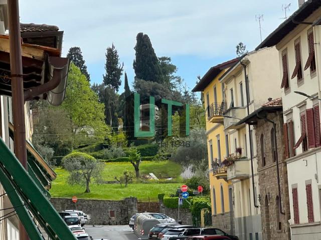 APPARTAMENTO in AFFITTO a FIRENZE GAVINANA / EUROPA / FI SUD di 5 vani