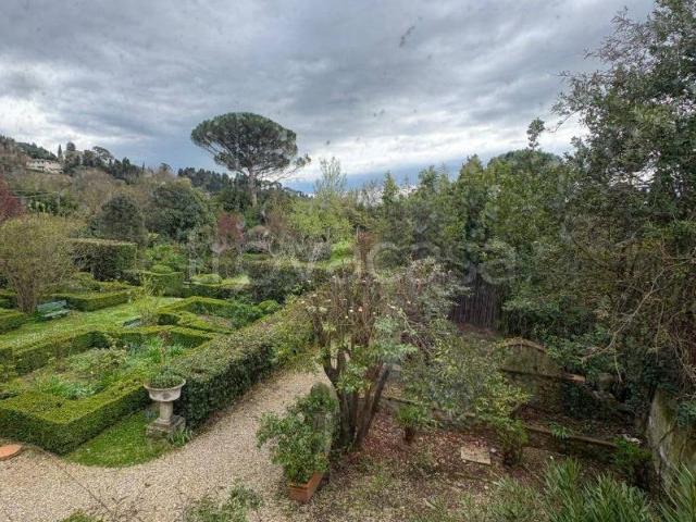Appartamento in affitto a Firenze, giardino privato, parzialmente arredato, posto auto coperto TrovaCasa