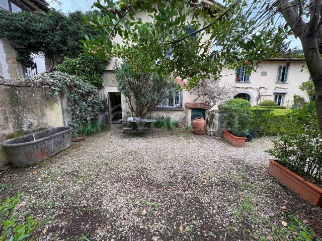 Appartamento in affitto a Firenze, giardino privato, parzialmente arredato, posto auto coperto TrovaCasa