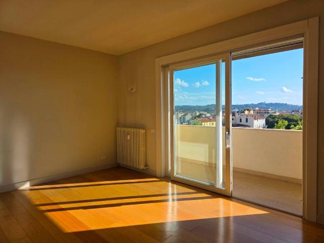 Appartamento in affitto a Firenze FI