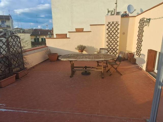 Appartamento in affitto a Firenze FI