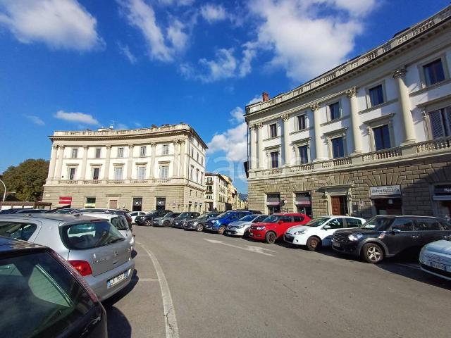 Appartamento in affitto a Firenze piazza Cesare Beccaria, Beccaria Colombo
