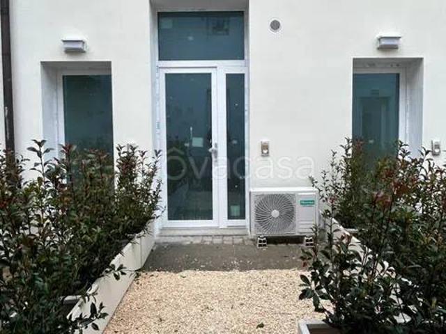 Appartamento in affitto a Firenze piazza Di San Jacopino, arredato, giardino, ristrutturato TrovaCasa