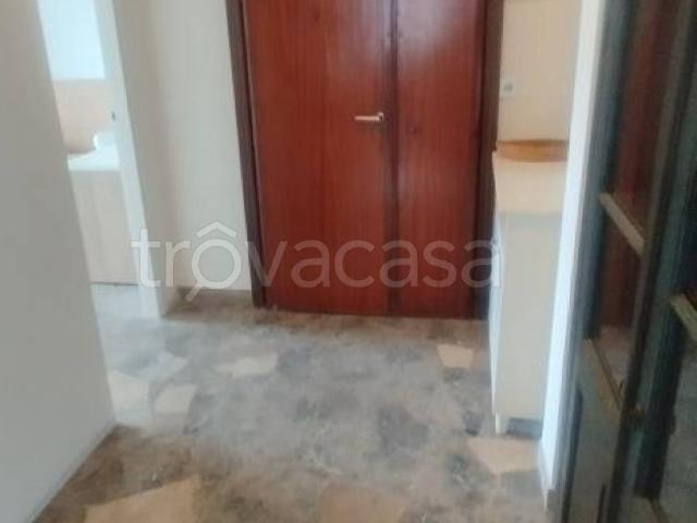 Appartamento in affitto a Firenze via Morandi, arredato, ascensore, doppia esposizione TrovaCasa