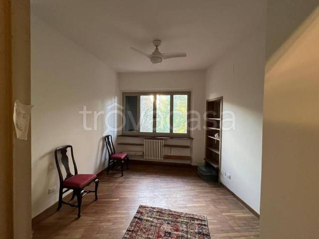 Appartamento in affitto a Firenze via Antonio Garbasso, giardino privato, posto auto, terrazzo TrovaCasa