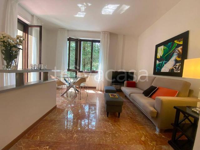 Appartamento in affitto a Firenze via Dante da Castiglione, arredato, terrazzo, ascensore TrovaCasa