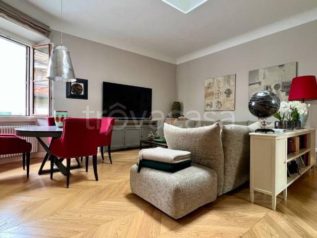Appartamento in affitto a Firenze via dei Banchi, arredato, immobile di prestigio, ascensore TrovaCasa
