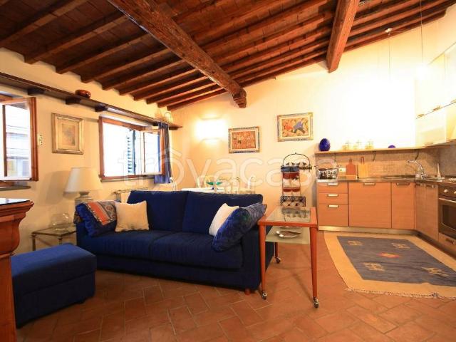 Appartamento in affitto a Firenze via dei Leoni, arredato, terrazzo, aria condizionata TrovaCasa