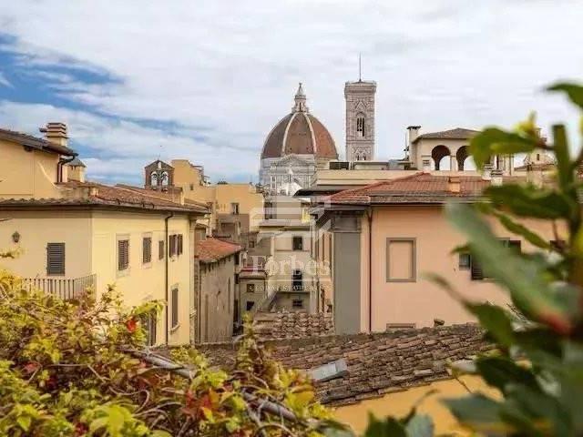 Appartamento in affitto a Firenze via dei Rondinelli, non arredato/vuoto, immobile di prestigio, ascensore TrovaCasa