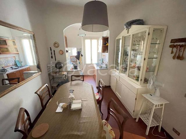 Appartamento in affitto a Firenze via della Scala, arredato, centrale, studio TrovaCasa