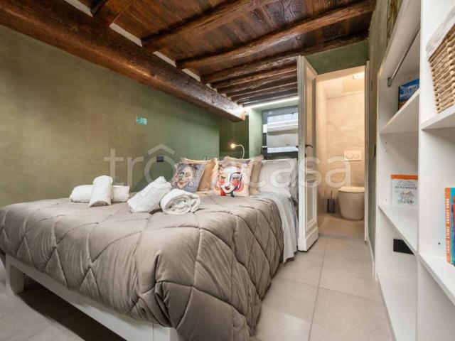 Appartamento in affitto a Firenze via della Vigna Vecchia, Signoria Uffizi