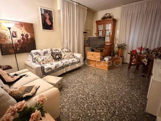 Appartamento in affitto a Firenze via della Villa Demidoff, Novoli