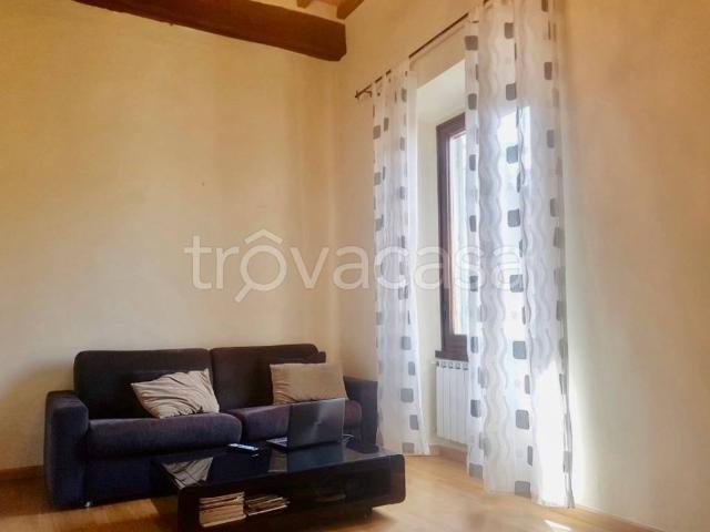 Appartamento in affitto a Firenze via delle Montalve, 9, arredato, travi a vista, ristrutturato TrovaCasa