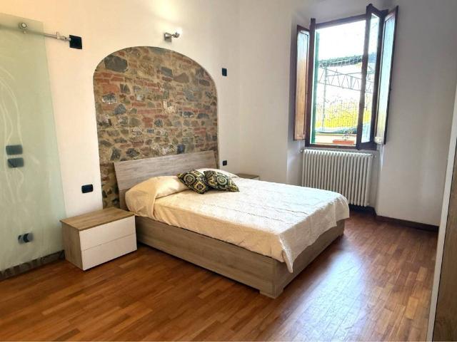 Appartamento in affitto a Firenze via di San Romano, 5, arredato, terrazzo, ristrutturato TrovaCasa