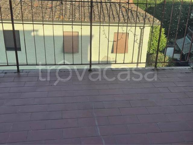 Appartamento in affitto a Firenze via Domenico Giuliotti, terrazzo, parzialmente arredato, libero subito TrovaCasa