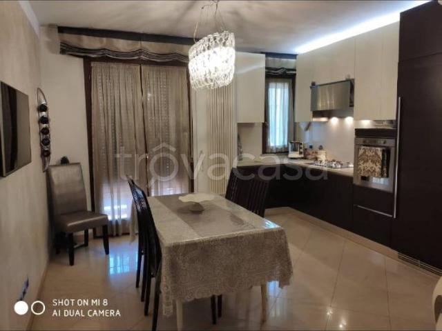 Appartamento in affitto a Firenze via Flavio Stilicone, arredato, terrazzo, ristrutturato TrovaCasa