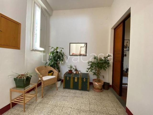 Appartamento in affitto a Firenze via Francesco Carletti, arredato, buono stato, balcone TrovaCasa