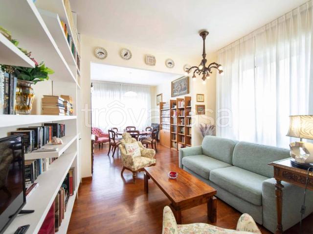 Appartamento in affitto a Firenze via Francesco de Sanctis, arredato, ascensore, zona residenziale TrovaCasa