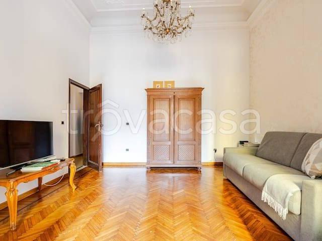 Appartamento in affitto a Firenze via Guelfa, 66, parzialmente arredato, ristrutturato, centrale TrovaCasa