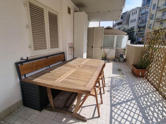 Appartamento in affitto a Firenze via locchi, arredato, posto auto, terrazzo TrovaCasa
