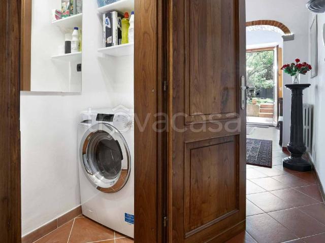 Appartamento in affitto a Firenze via Romana, arredato, giardino, lavatrice TrovaCasa