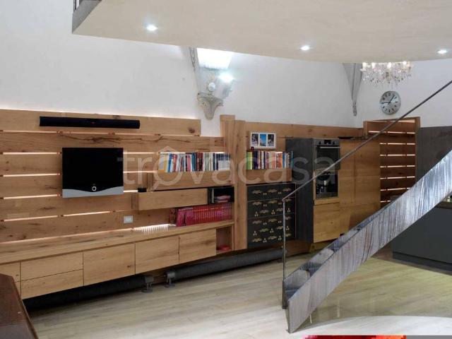 Appartamento in affitto a Firenze via Sant'Egidio, 23, arredato, terrazzo, immobile di prestigio TrovaCasa