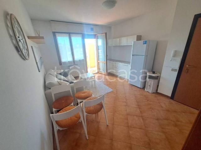 Appartamento in affitto a Firenze viale della Toscana, 7, arredato, terrazzo, balcone TrovaCasa